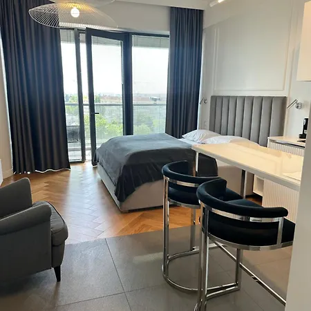 Hanza Tower Premium Apartment *