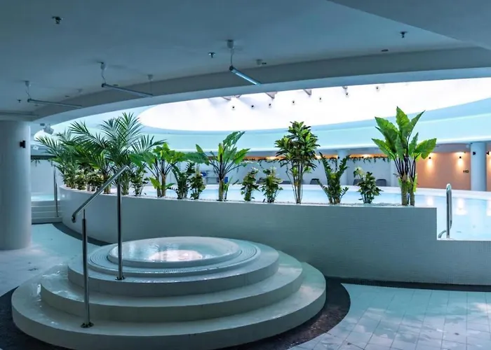 Hanza Tower Premium *