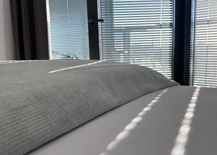 Hanza Tower Premium * شتشيتسين